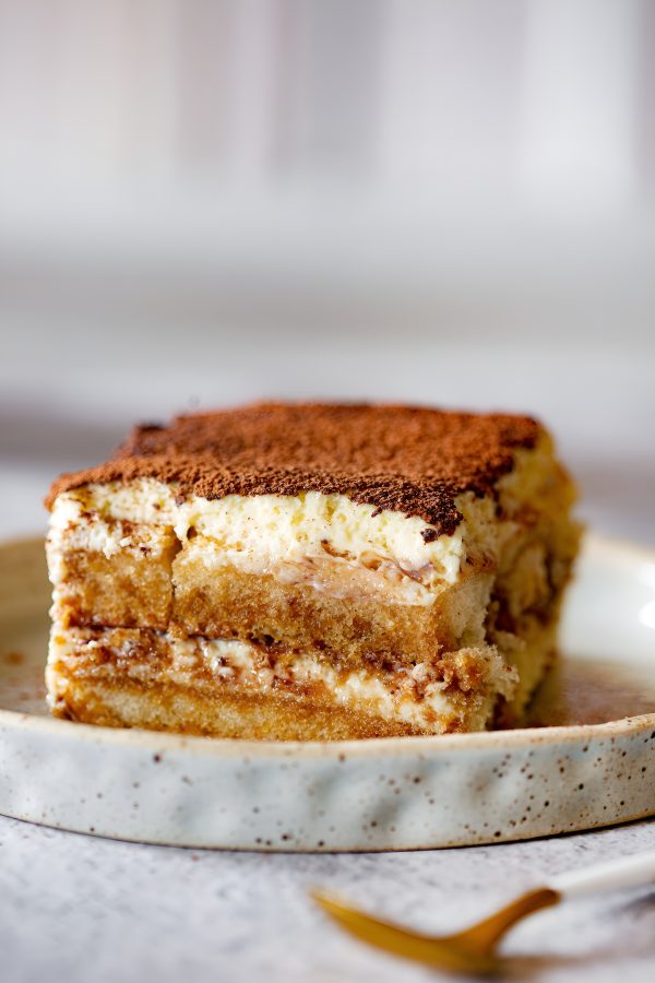 Tiramisu cake